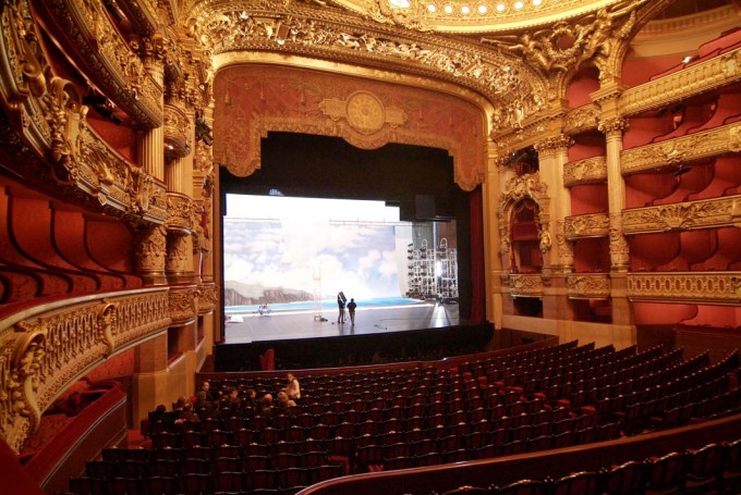 Scène de l'Opéra Garnier